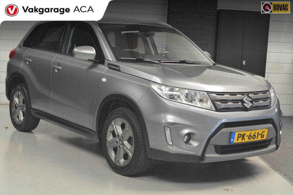 Suzuki Vitara 1.6 Exclusive // TREKHAAK // CLIMA // CAMERA /, Auto's, Voorwielaandrijving, Stof, 4 cilinders, Handgeschakeld