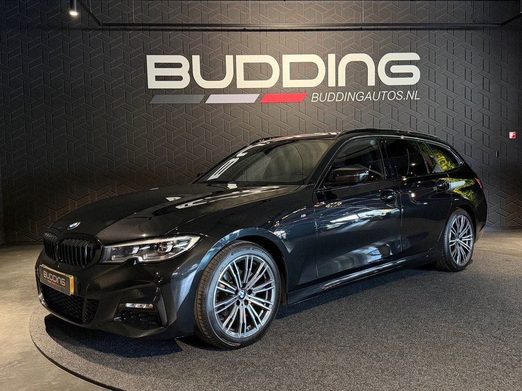 BMW 3 Serie Touring 318i Business Ed | M-sport | Trekhaak |, Automaat, 1998 cc, Achterwielaandrijving, Gebruikt