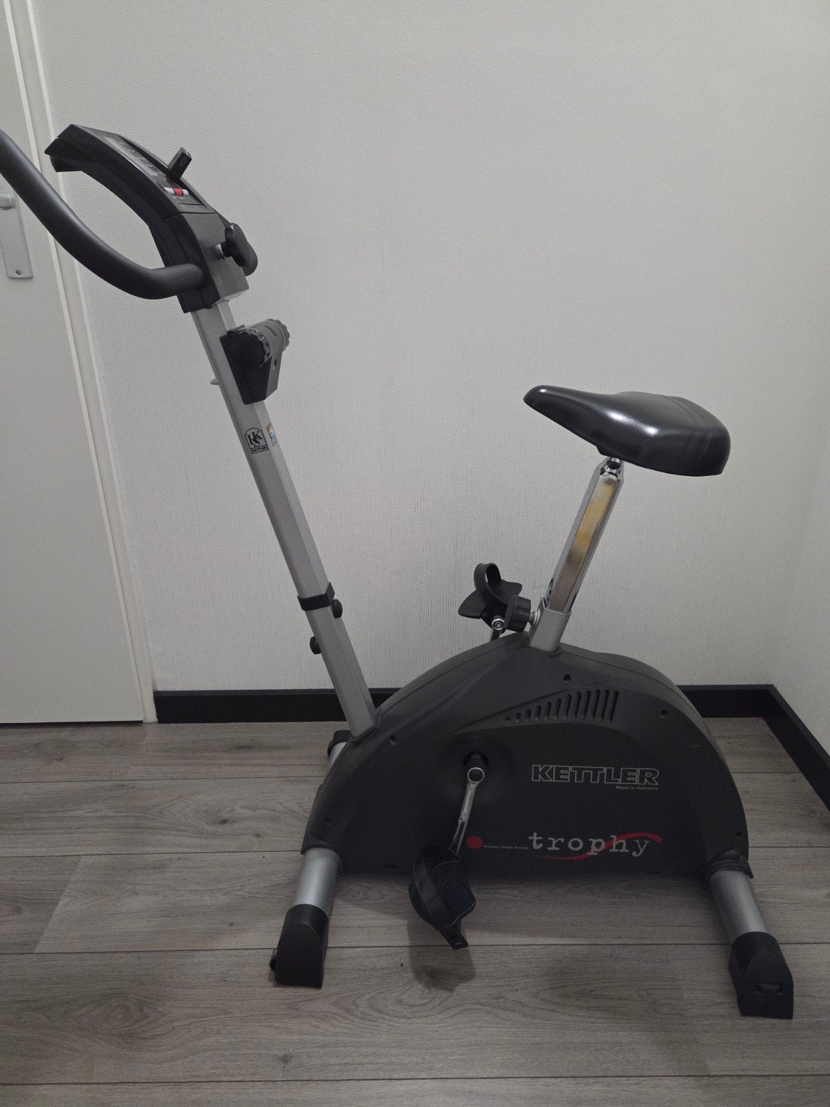 Kettler Trophy Hometrainer, Ophalen, Gebruikt, Metaal, Benen