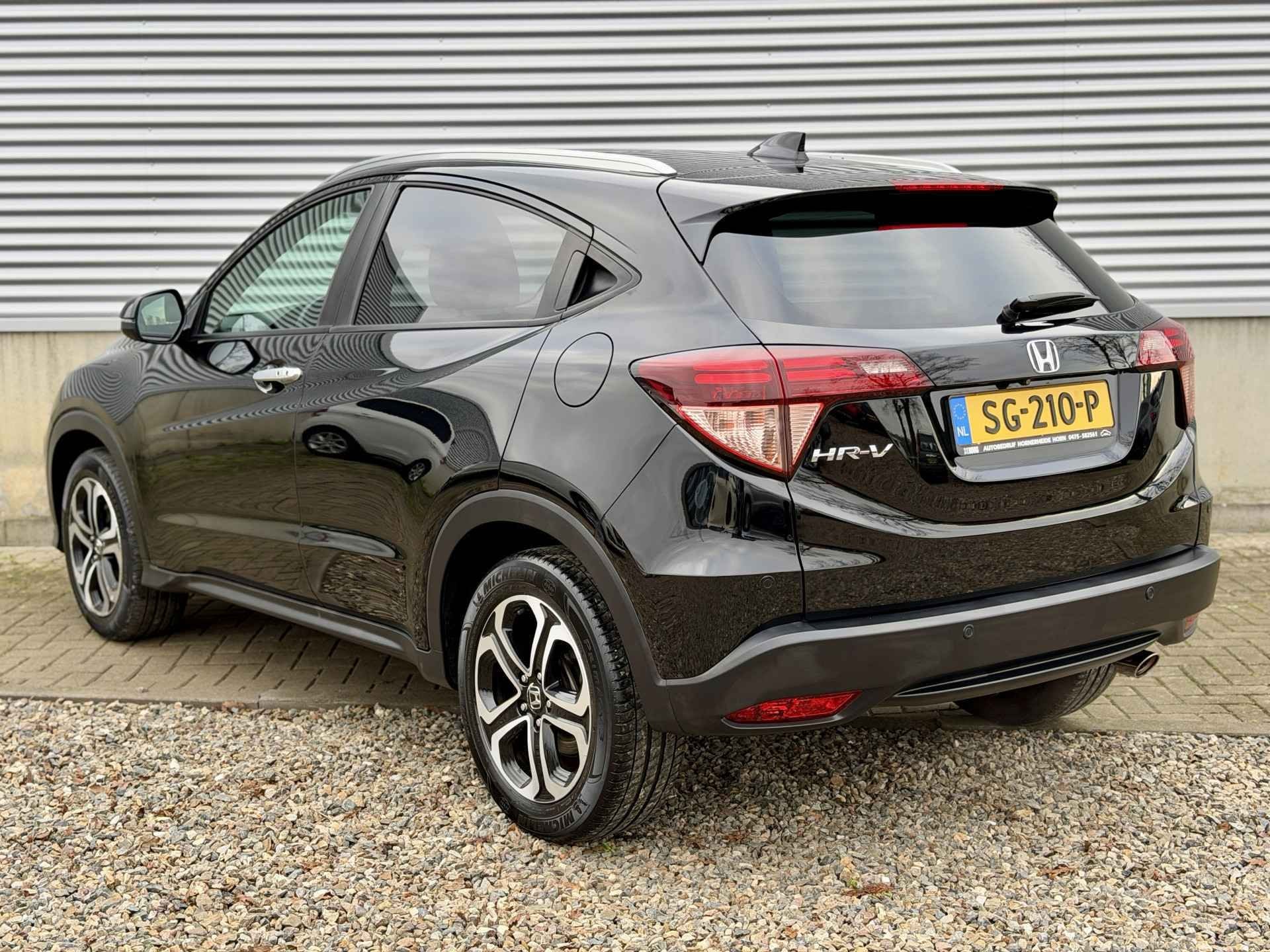 Honda HR-V 1.5 i-VTEC Executive Automaat [ Panodak, fm navi,, Auto's, Euro 6, Verwarmde buitenspiegels, Zwart, Origineel Nederlands