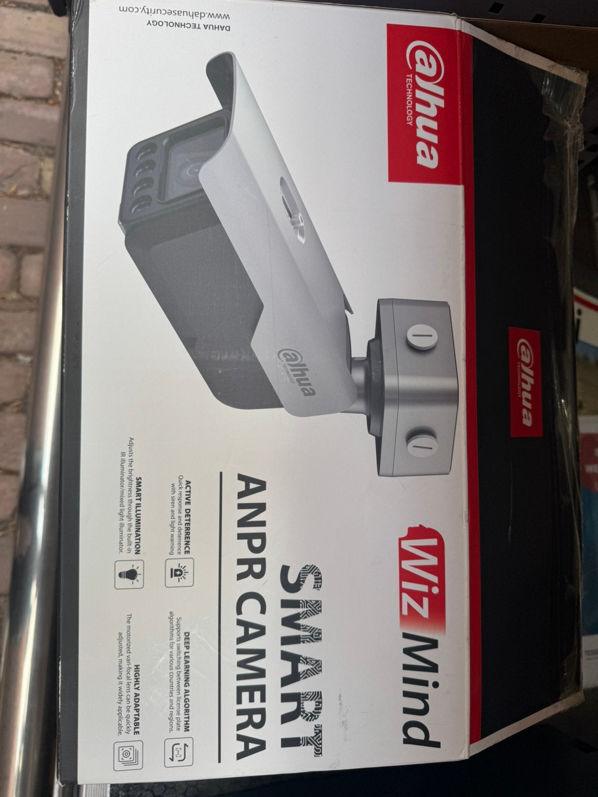 Dahua Camera, Ophalen, Zo goed als nieuw