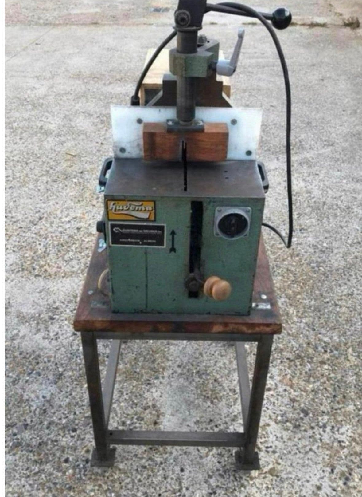 Verrijdbare ijzer zaagmachine  HuVema, Ophalen