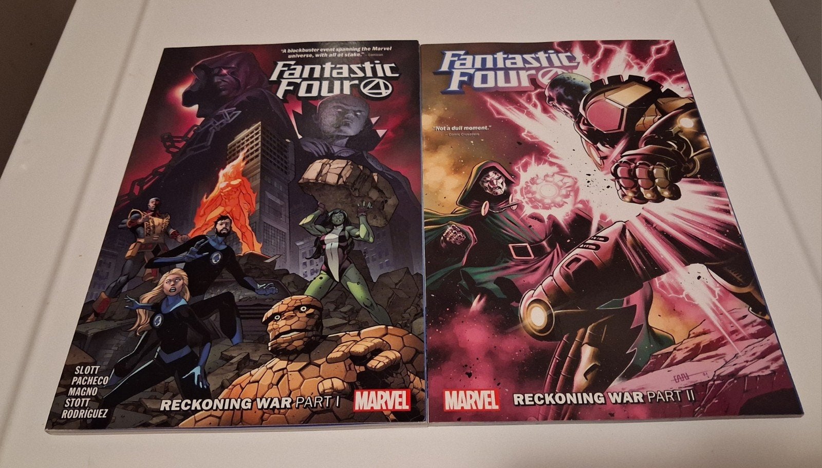 FANTASTIC FOUR TP VOL 10, 11 RECKONING WAR TPB, Amerika, Marvel Comics, Ophalen of Verzenden, Zo goed als nieuw