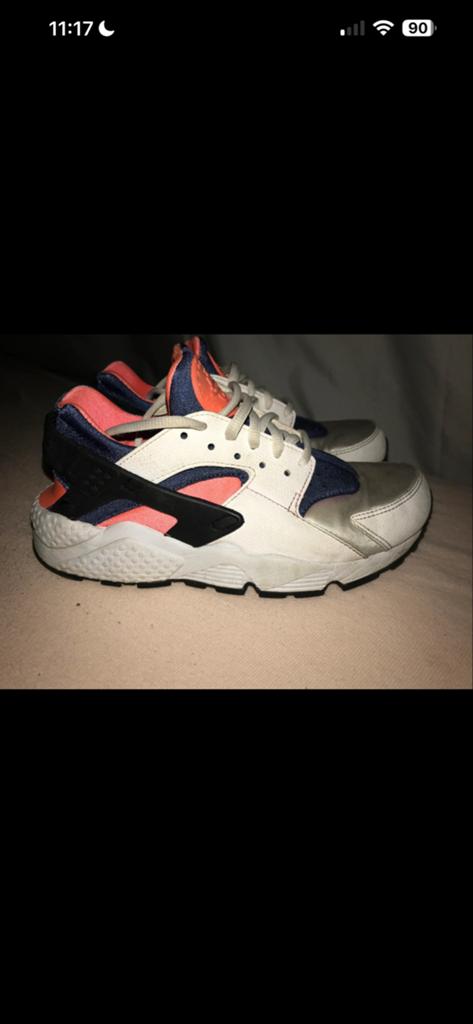 Nike Huarache sneakers, maat 37.5, Wit, Ophalen of Verzenden, Sneakers of Gympen, Gedragen