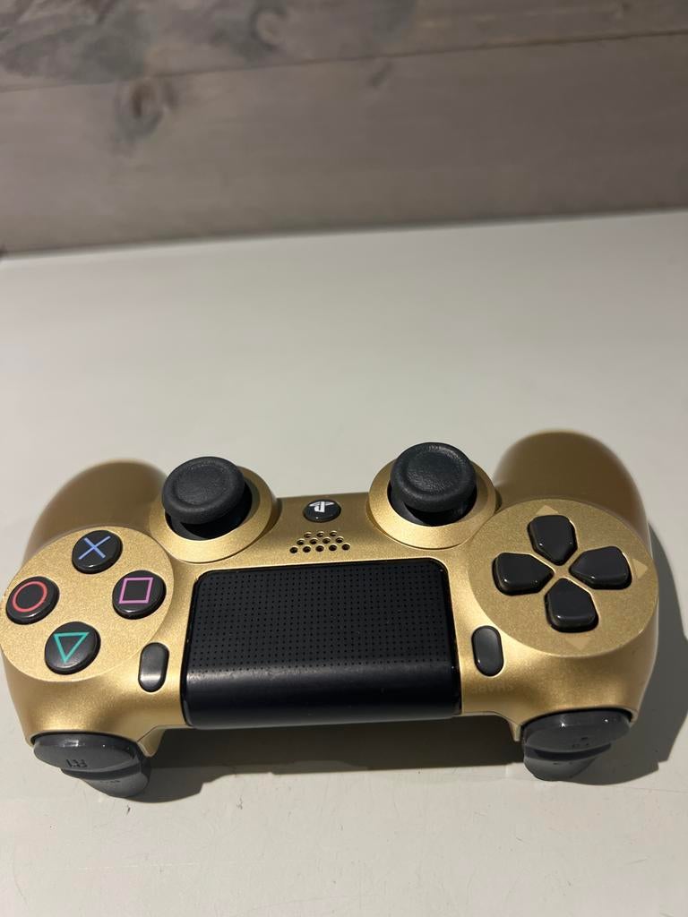 Gouden PlayStation 4 Controller - Zo goed als nieuw, Spelcomputers en Games, Spelcomputers | Sony PlayStation Consoles | Accessoires