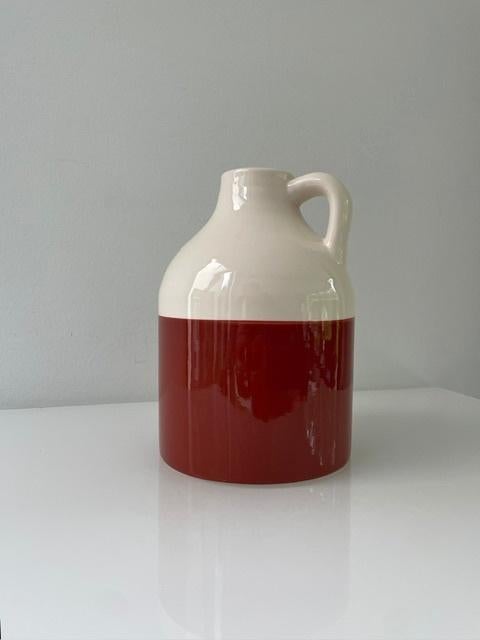 Decoratieve keramieken kruik met wit en terra glazuur, Ophalen of Verzenden, Zo goed als nieuw, Overige kleuren