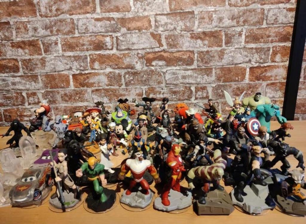 Disney Infinity set, poppetjes, discs, portal, spellen etc, Avontuur en Actie, 2 spelers, Ophalen of Verzenden, Zo goed als nieuw