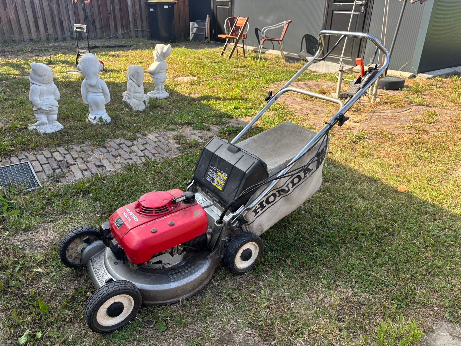 Honda HR1950, degelijke en complete grasmaaier, Ophalen, Cirkelmaaier, Versnellingen, Zo goed als nieuw