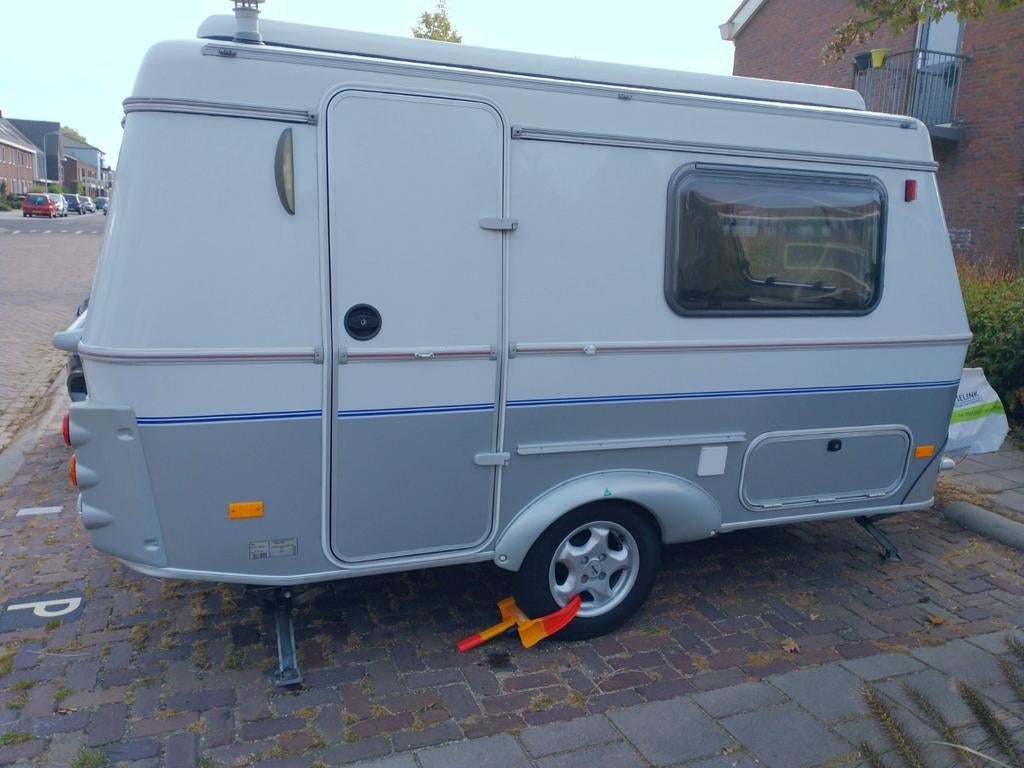 Mooie Eriba Puck L Touring 225 GT (Bouwjaar 2008), Caravans en Kamperen, Caravans, Standaardzit, Tot en met 2, Luifel, Particulier
