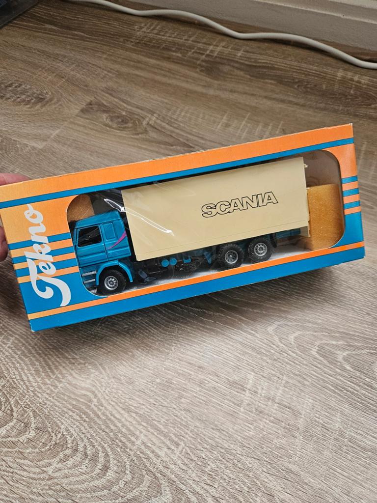 Tekno Scania 143 500 - Nieuw in Doos, Ophalen of Verzenden, Nieuw, Bus of Vrachtwagen, Tekno
