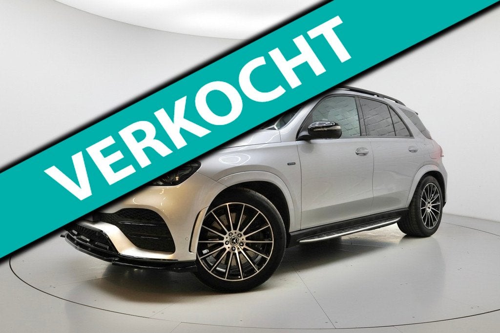 Mercedes-Benz GLE-klasse 350 e 4MATIC AMG NIGHT 360 PANO, Auto's, Mercedes-Benz, Automaat, Gebruikt, Zwart, 4 cilinders