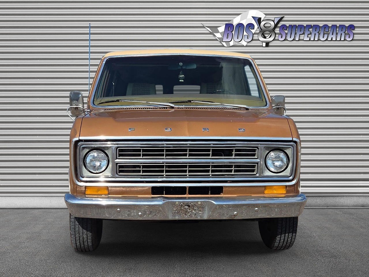 Ford USA Econoline E-150 CLUBWAGON (bj 1976, automaat), Auto's, Automaat, Bruin, Bedrijf, 9 stoelen