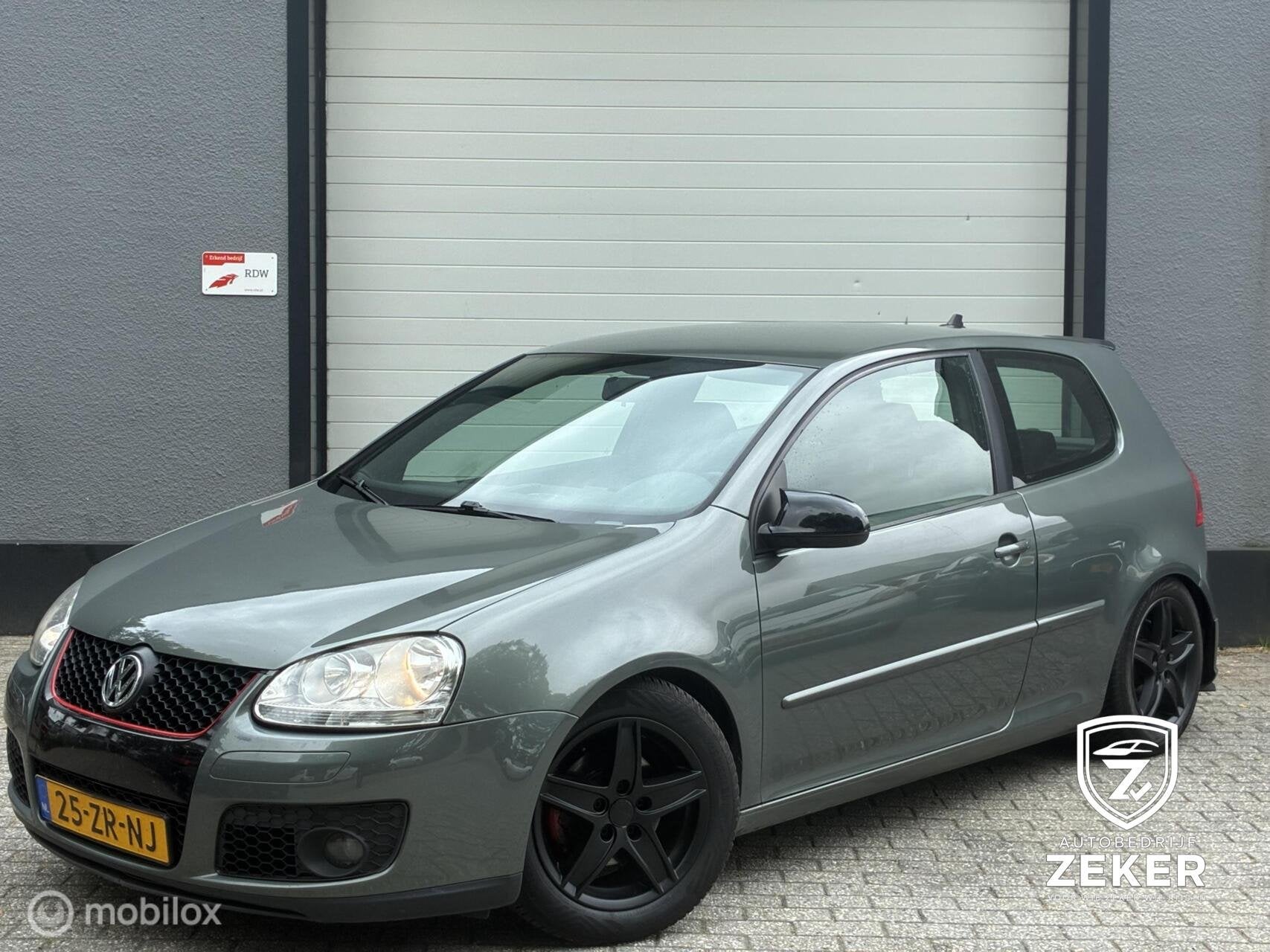 Volkswagen Golf 1.4 Trendline airco / nieuwe apk / GTI look, Voorwielaandrijving, Gebruikt, 4 cilinders, 610 kg