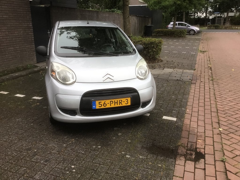 Citroën C1 1.0i 68PK 5D 2011 Grijs, Voorwielaandrijving, Stof, Zwart, 4 stoelen