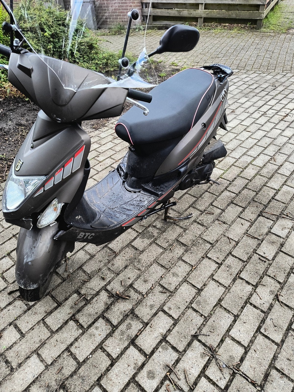 Btc scooter 2018 defect gratis, Ophalen, Gebruikt, Benzine, Overige modellen