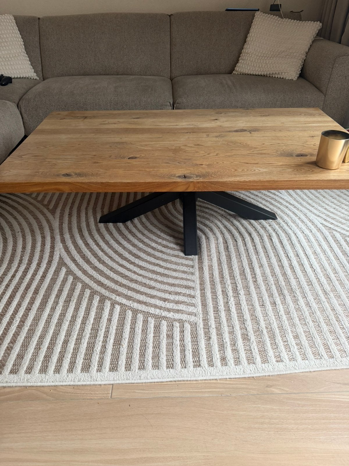 Salontafel met bijbehorende eetstafelstoelen en eettafel, Ophalen, Rechthoekig, 100 tot 150 cm, 50 tot 100 cm