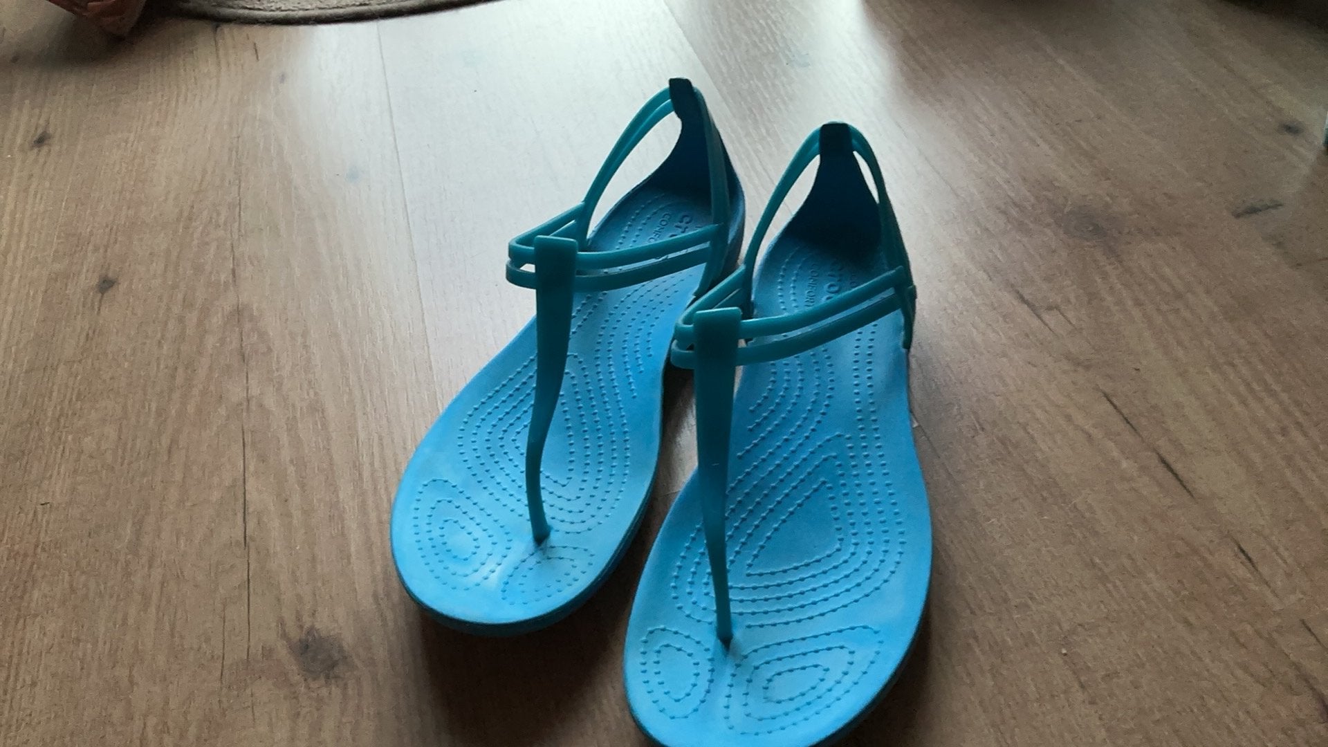 Crocs bl. 40. Converse All Star room 40.5 Hoff sneaker 40., Ophalen of Verzenden, Zo goed als nieuw, Jongen of Meisje, Schoenen