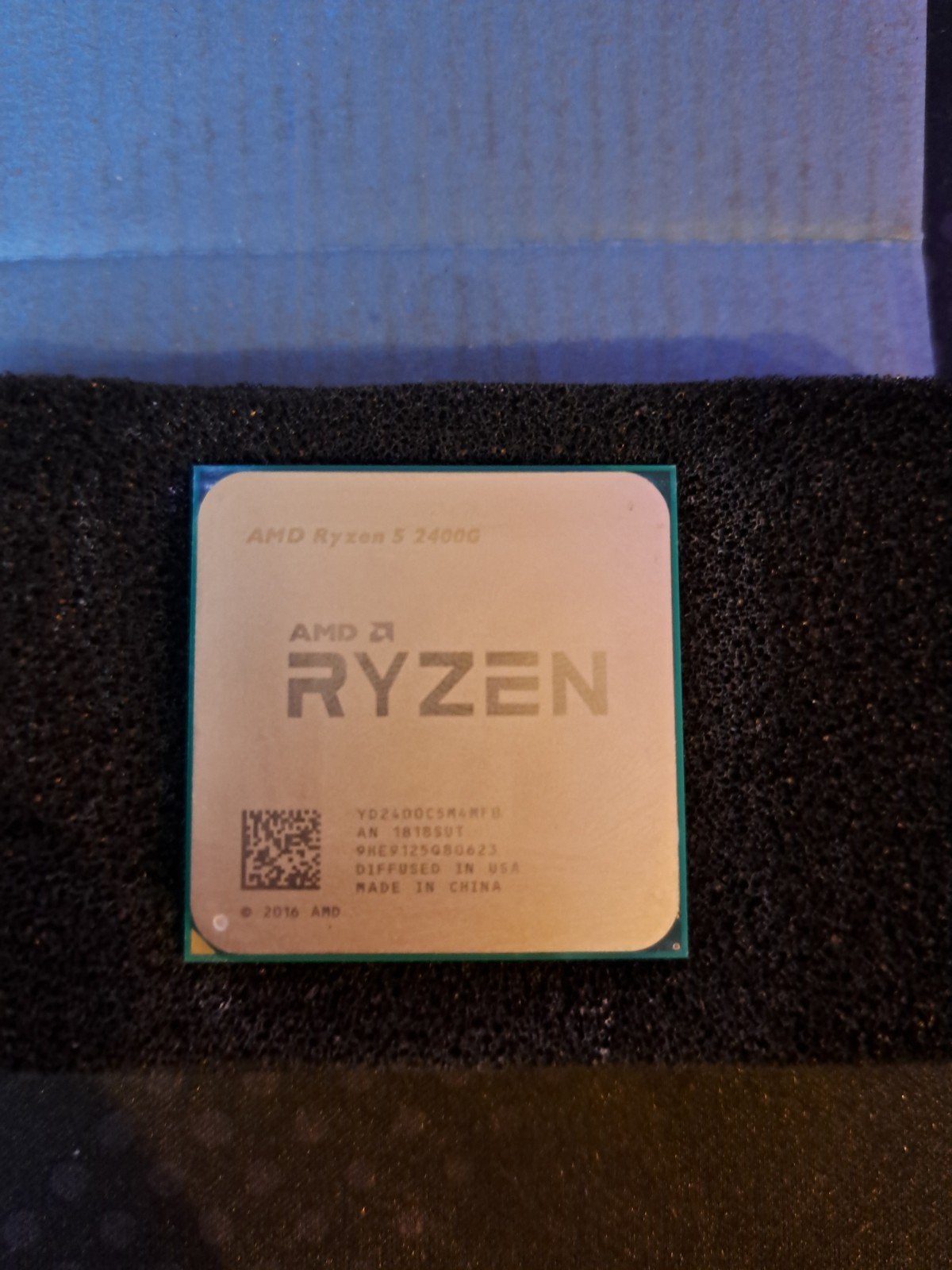 AMD Ryzen 5 2400G Processor - Zo goed als nieuw, Computers en Software, Processors, Zo goed als nieuw, 4-core, 3 tot 4 Ghz, Ophalen of Verzenden