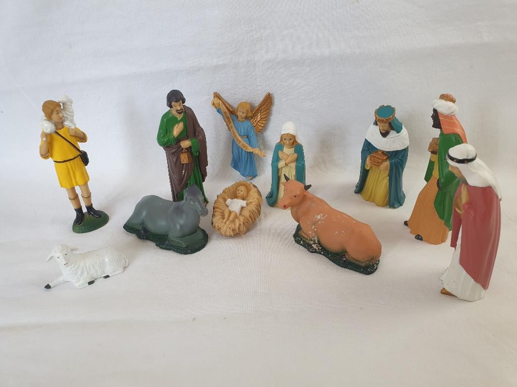 (D) Vintage 11_delige hard plastic kerstgroep., Ophalen of Verzenden, Zo goed als nieuw