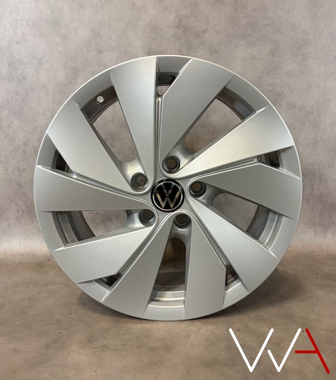 1x 17'' Volkswagen Tiguan CT1 BARI velg los 571601025, Gebruikt, -, -, 17 inch