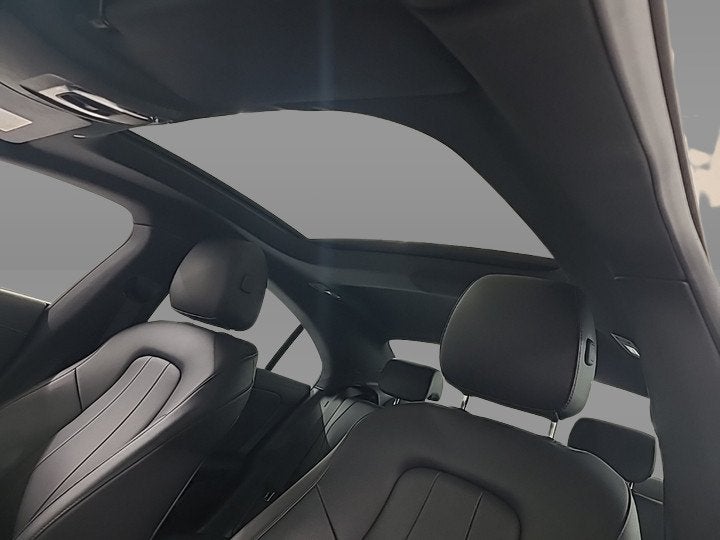 Mercedes-Benz CLA-Klasse 250 e Business Solution Luxury Limi, Auto's, Gebruikt, 4 cilinders, 15 kWh, Zwart