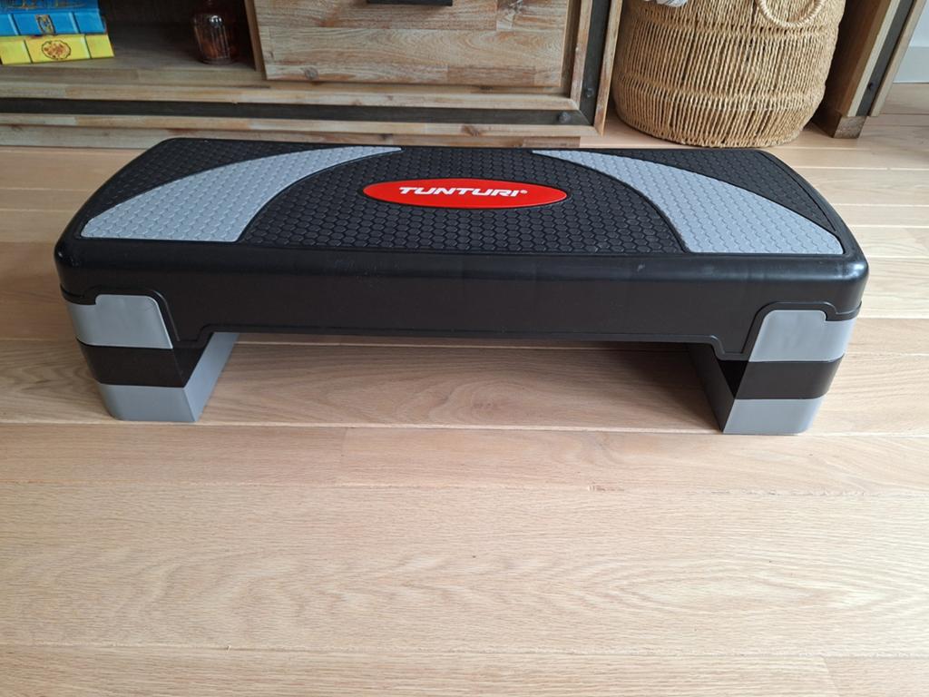 Tunturi step, Sport en Fitness, Fitnessmaterialen, Ophalen, Zo goed als nieuw, Stepbank