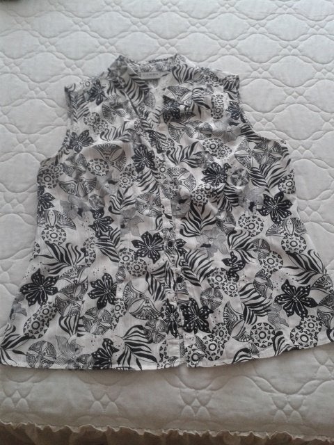 Blousje wit/zwart maat 46, Kleding | Dames, Blouses en Tunieken, Ophalen of Verzenden, Zo goed als nieuw, Maat 46/48 (XL) of groter