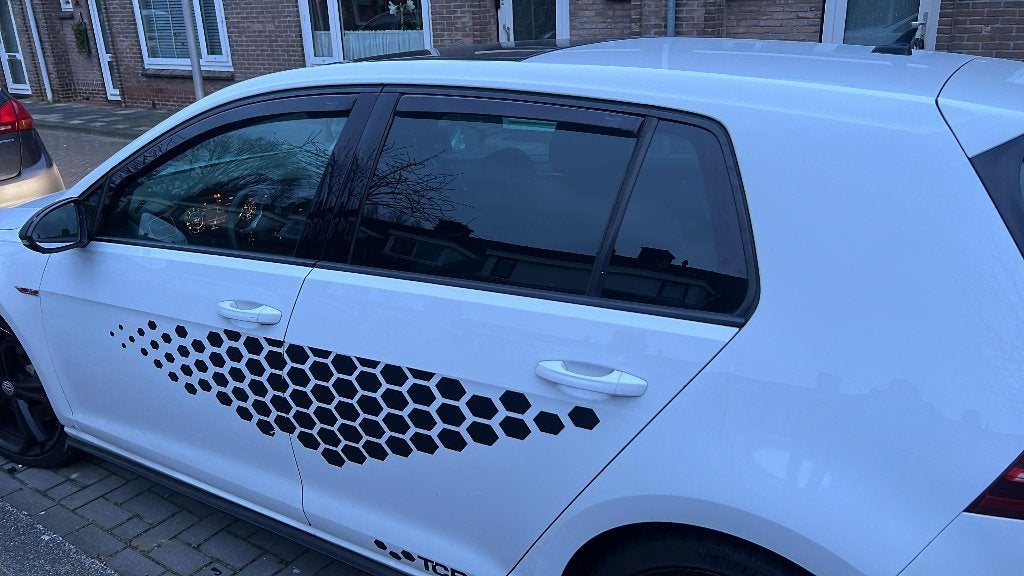 Golf 7 vw volkswagen zijwindschermen raamspoilers donker, Ophalen of Verzenden