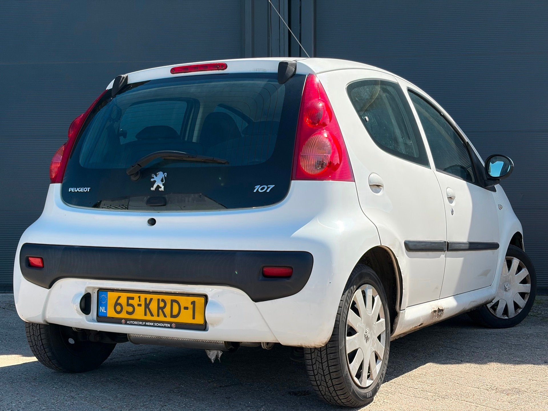 Peugeot 107 1.0 | E-Pakket | 5 Deurs | 1Ste Eigenaar | APK 0, Auto's, Voorwielaandrijving, Gebruikt, 4 stoelen, Origineel Nederlands