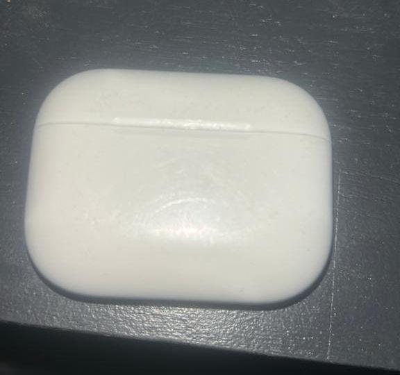 Orginele Airpods Pro gen 3 case, Telecommunicatie, Mobiele telefoons | Oordopjes, Ophalen of Verzenden, Zo goed als nieuw