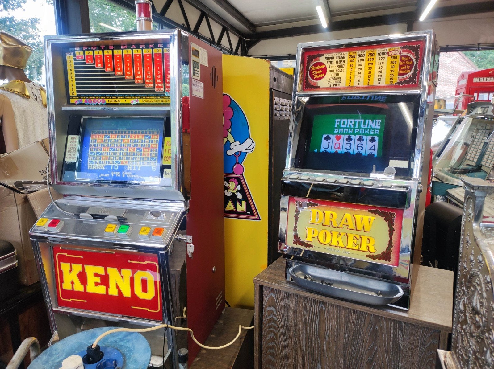 4 gokkasten jaren 80 Bally / IGT eenarmige bandiet VIDEO, Euro, Ophalen