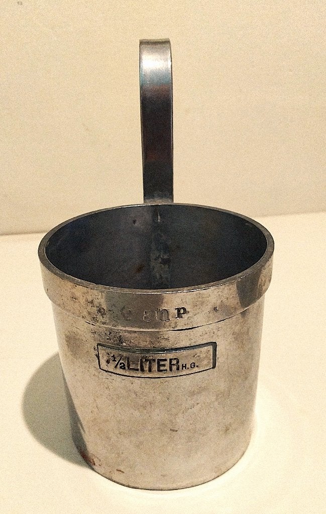 1/2 liter melkmaat, Houtgraaf Dordrecht geijkt, RVS, '42-'43, Ophalen of Verzenden