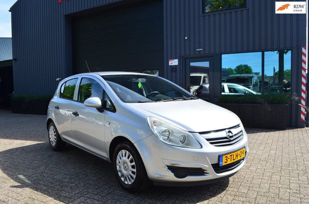 Opel Corsa 1.2-16V '111' Edition | Onderhouden | Airco, Voorwielaandrijving, Euro 5, 86 pk, Gebruikt
