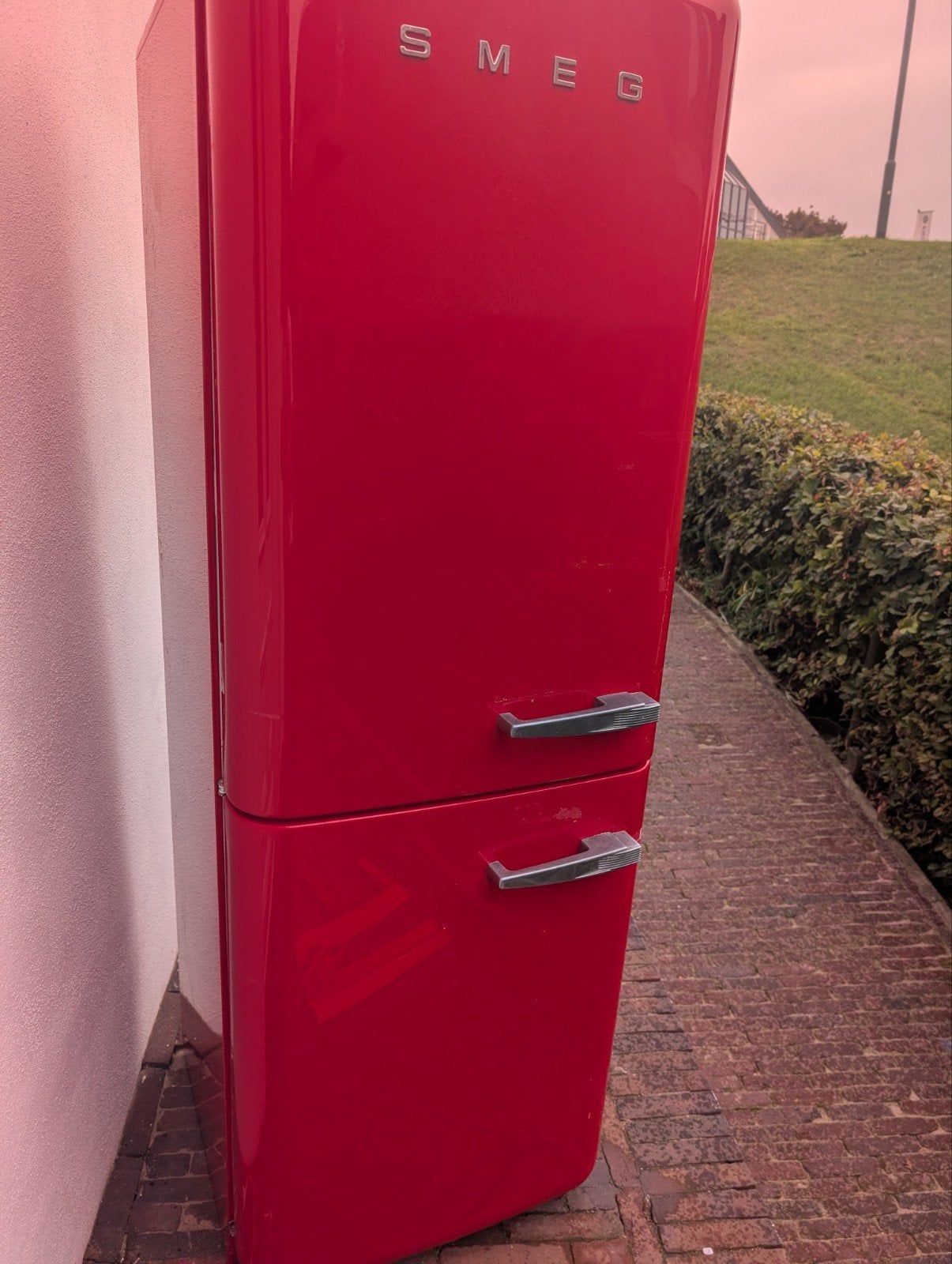 Smeg Koelkast met Aparte Vriezer - Rood, Witgoed en Apparatuur, Ophalen, Gebruikt, 200 liter of meer, 60 cm of meer