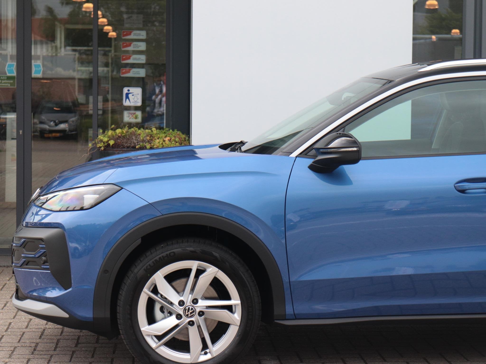 Volkswagen T-Roc Style First Edition 1.5 eTSI 85 kW / 116 PK, Auto's, Volkswagen, 730 kg, 1498 cc, 4 cilinders, Blauw