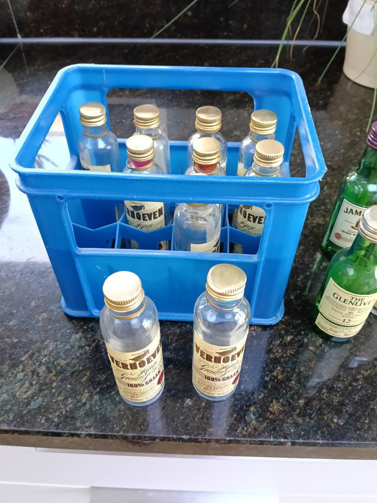 Mini kratje met mini flesjes., Ophalen of Verzenden, Overige typen