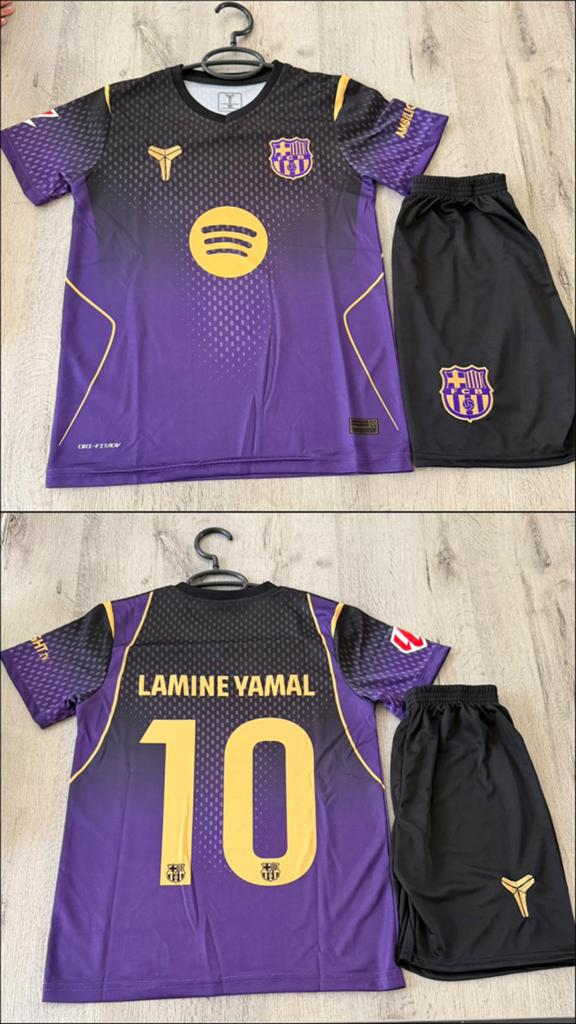 Voetbal tenue, Ophalen of Verzenden, Nieuw, Jongen of Meisje, Sport- of Zwemkleding
