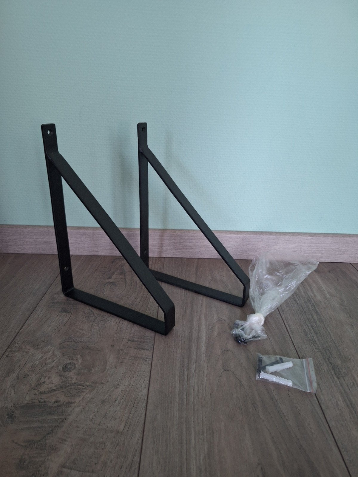 Zwarte metalen plankdragers (2 stuks), Ophalen of Verzenden, Gebruikt