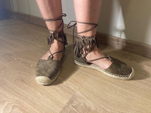 Suède espadrilles met franjes – maat 37 – nieuw, Nieuw, Ophalen of Verzenden, Espadrilles of Moccasins, Groen