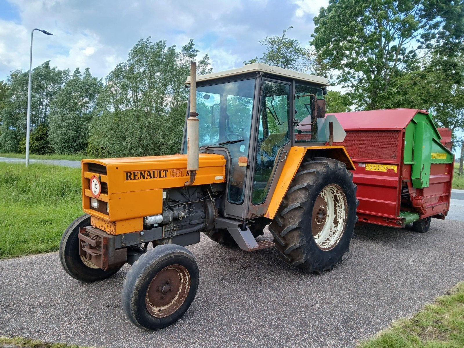 Melkveebedrijf,melkveemedewerker,jongveeopfokbedrijf, 33 - 40 uur, Starter, Vast contract