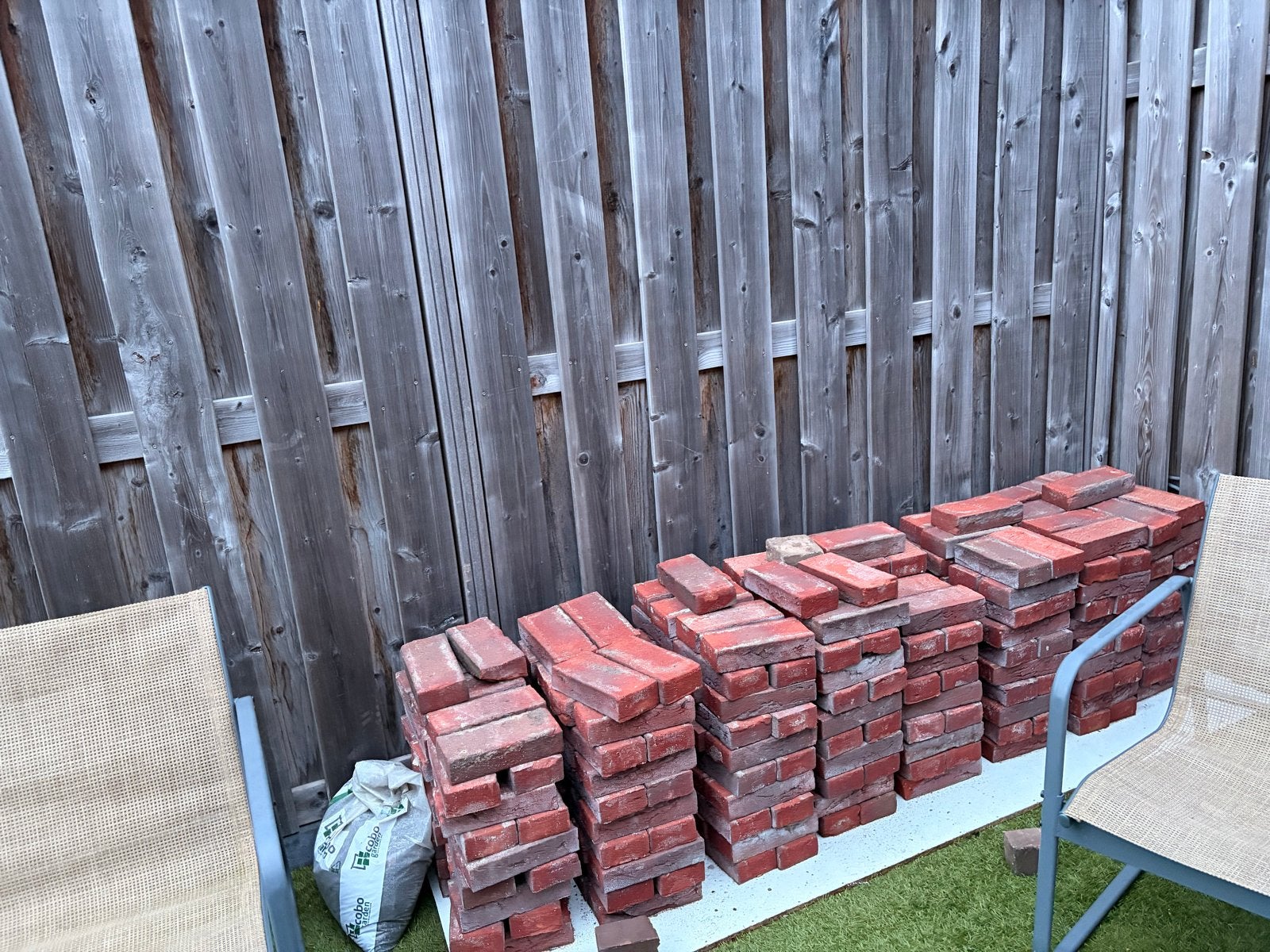 Gratis af te halen: Gebruikte rode bakstenen, Doe-het-zelf en Verbouw, Ophalen, Gebruikt, Bakstenen