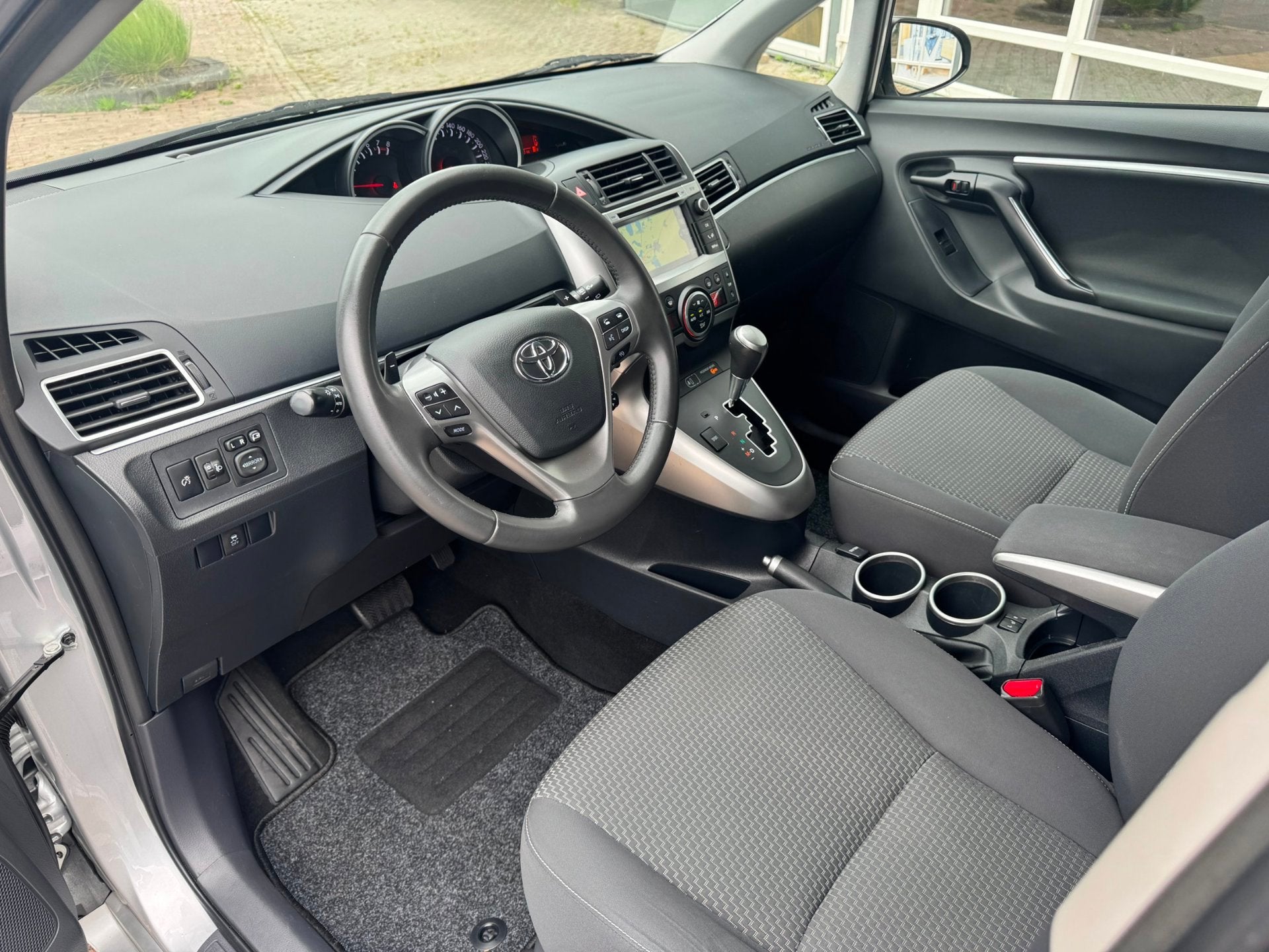 Toyota Verso 1.8 VVT-i Business Automaat, Auto's, Toyota, 12 maanden, Gebruikt, Euro 6, 4 cilinders