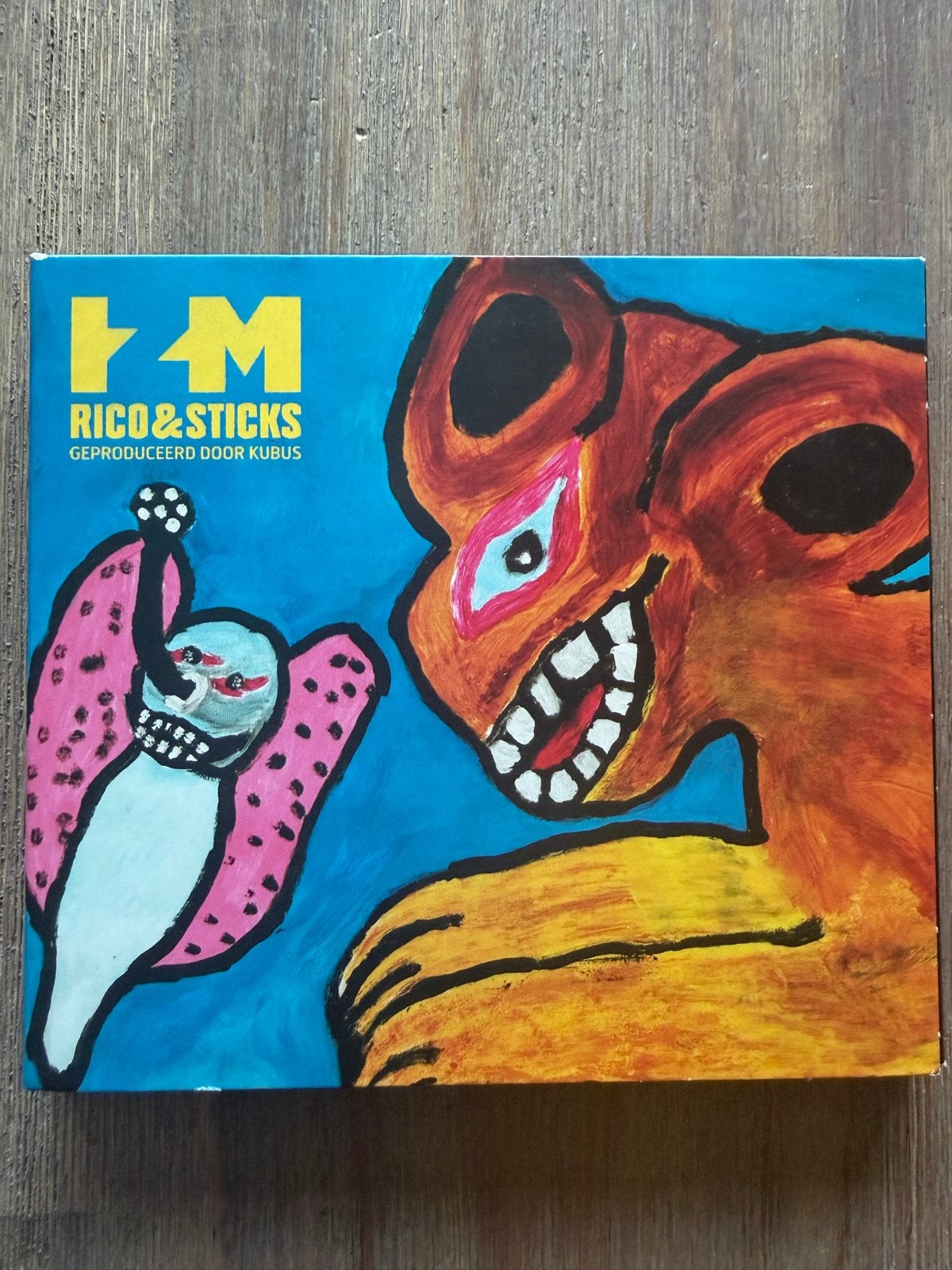 Rico & Sticks - IZM ( CD), Ophalen of Verzenden, Zo goed als nieuw, Album, Inclusief boekje