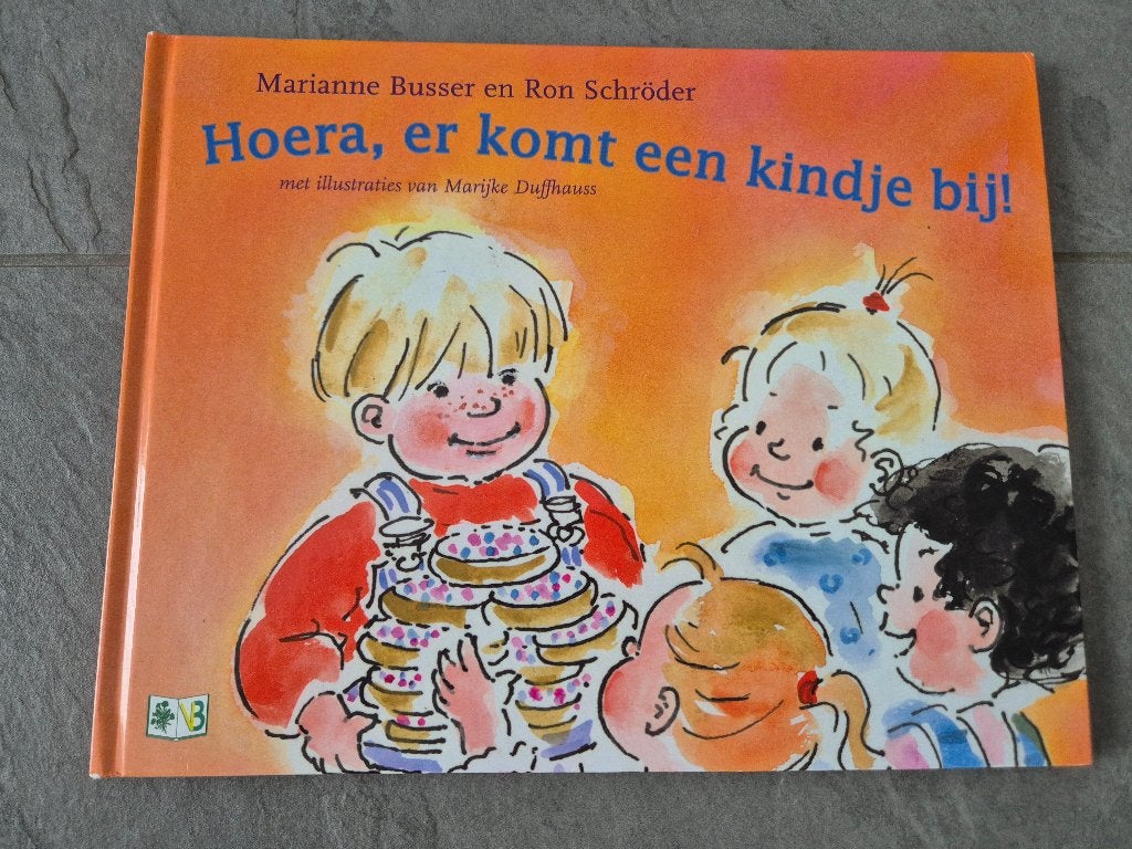 Boek - Hoera, er komt een kindje bij!, Ophalen of Verzenden, Gelezen, Ron Schröder; Marianne Busser