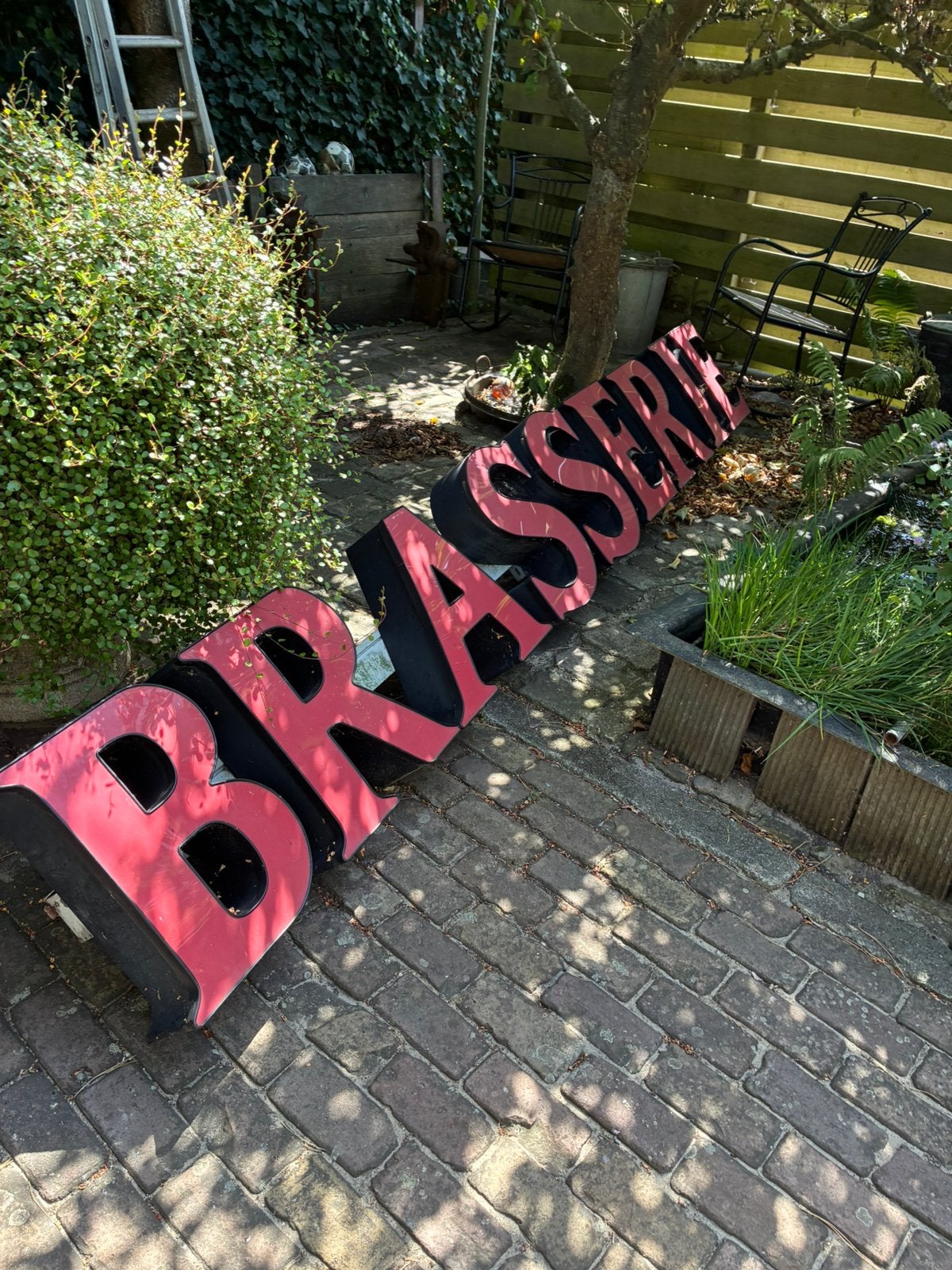 Brasserie gevelverlichting, foodtruck festival, Ophalen, Zo goed als nieuw, Lichtbak of (neon) lamp