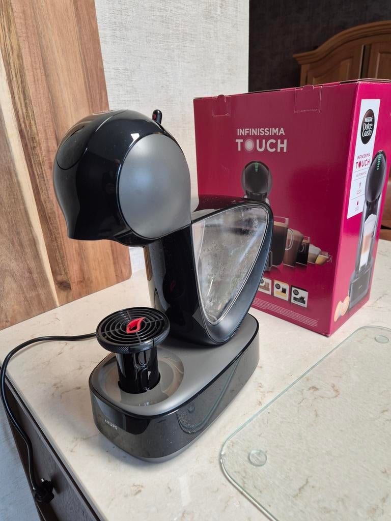 Nescafé Dolce Gusto Infinissima Touch - Zo goed als nieuw, Witgoed en Apparatuur, Koffiezetapparaten, Koffiemachine, Ophalen of Verzenden