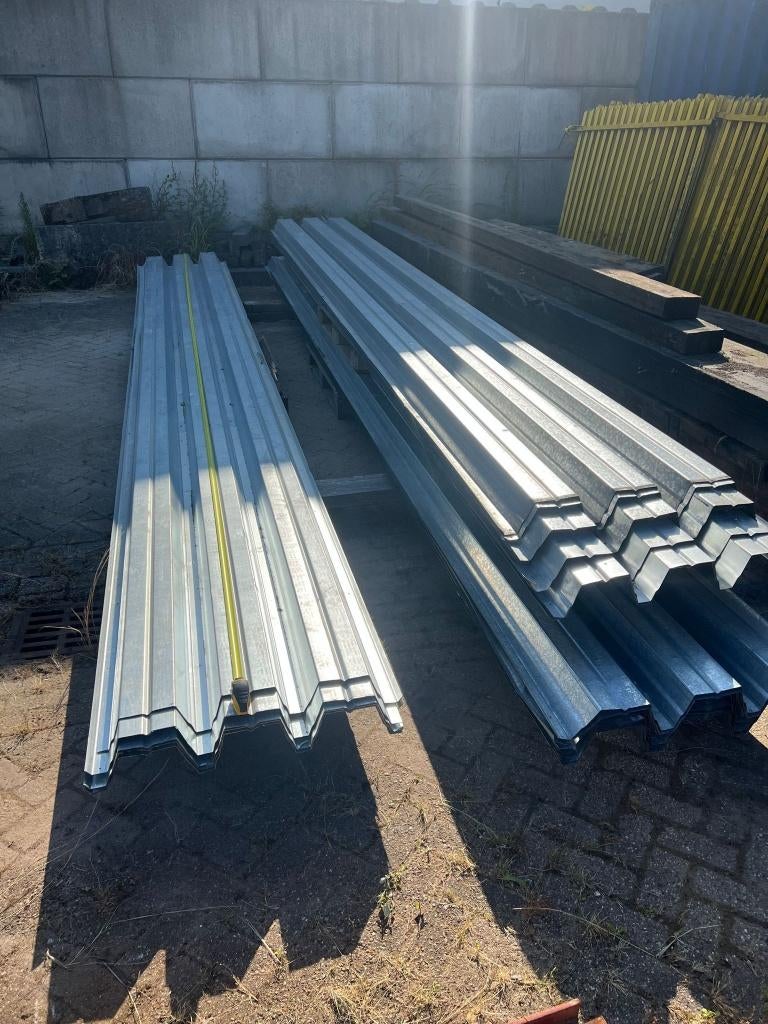 Mooie gebruikte stalen warmdakplaten. (SAB106R/750-0.75), Doe-het-zelf en Verbouw, Metalen, Ophalen, Gebruikt, IJzer