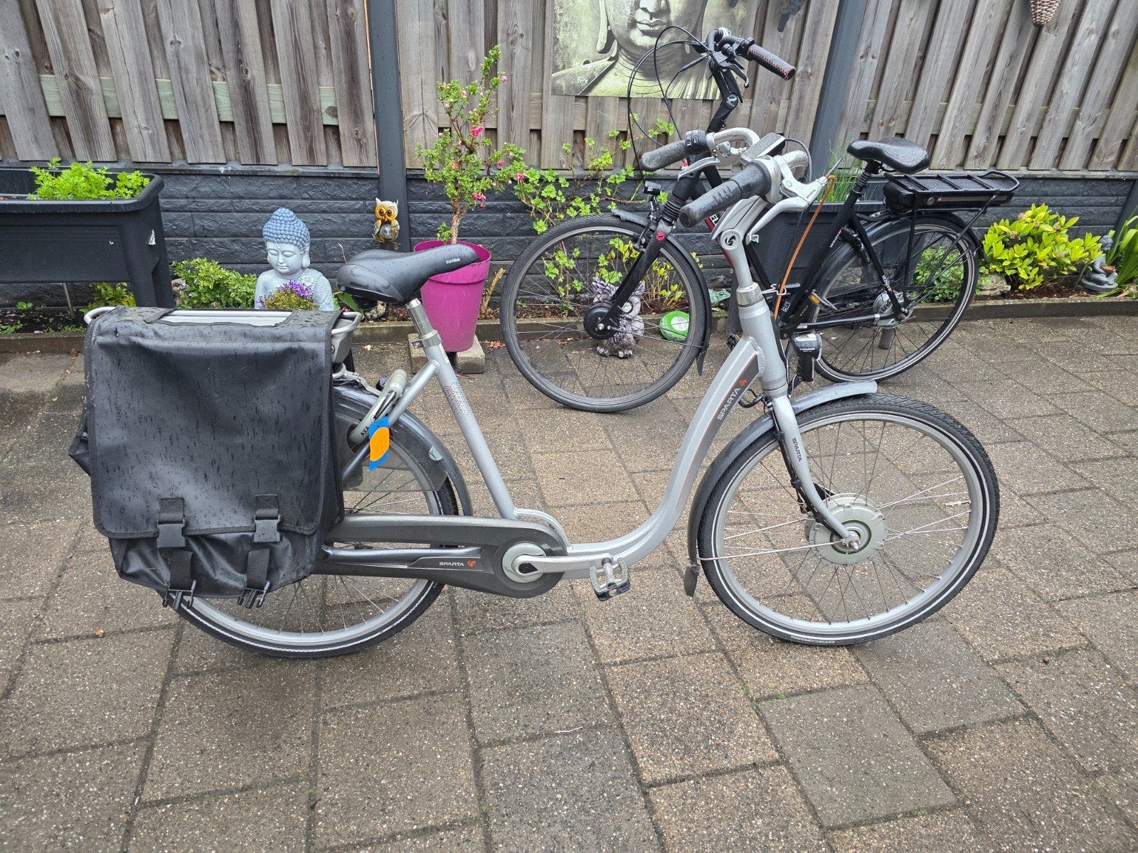 Sparta entree ION elektrische fiets - lage instap Compleet, Ophalen, Zo goed als nieuw, Versnellingen