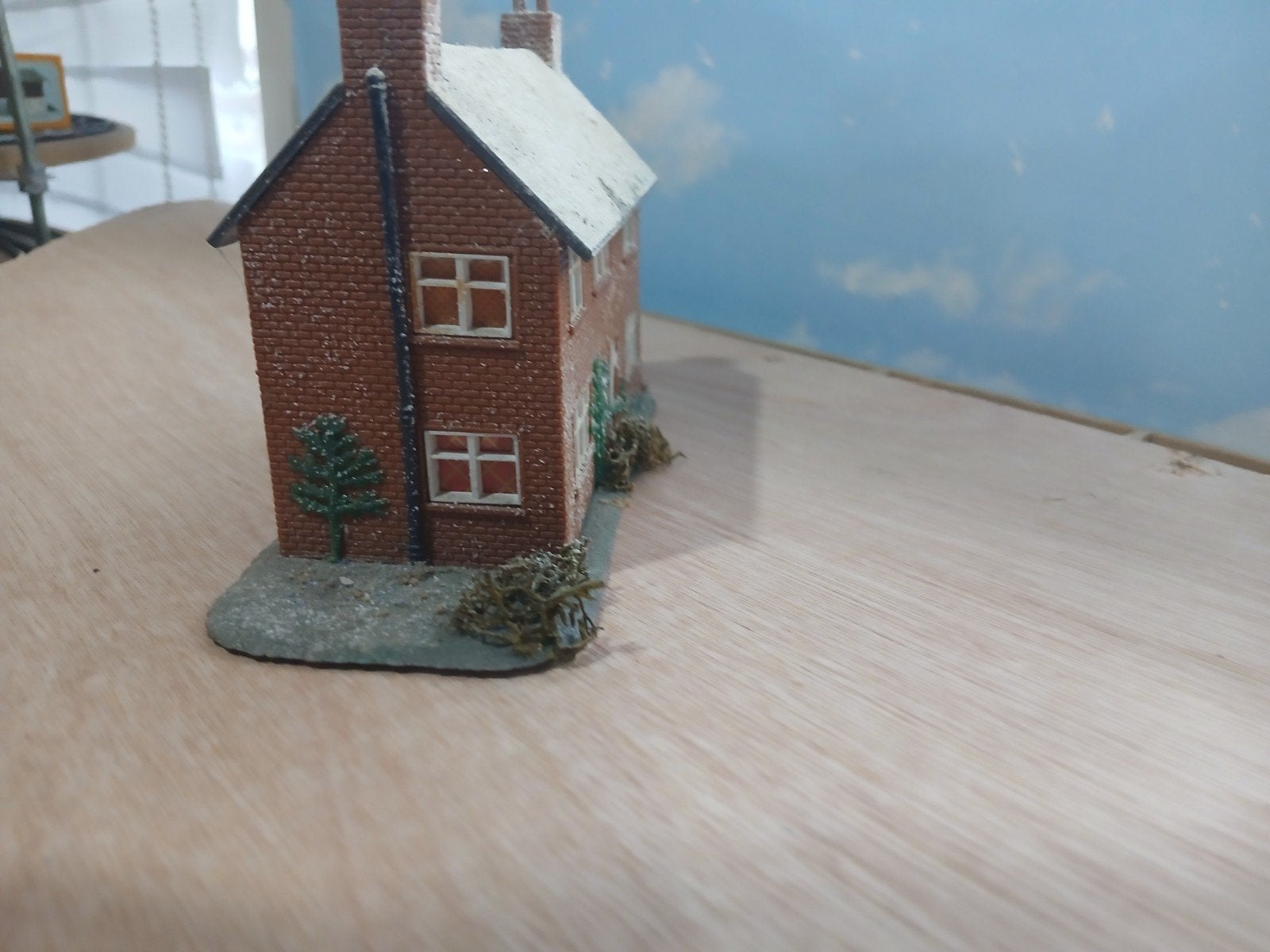Mooi huisje voor modelspoorbaan, Hobby en Vrije tijd, Modeltreinen | H0, Ophalen of Verzenden, Gebruikt, Brug, Tunnel of Gebouw