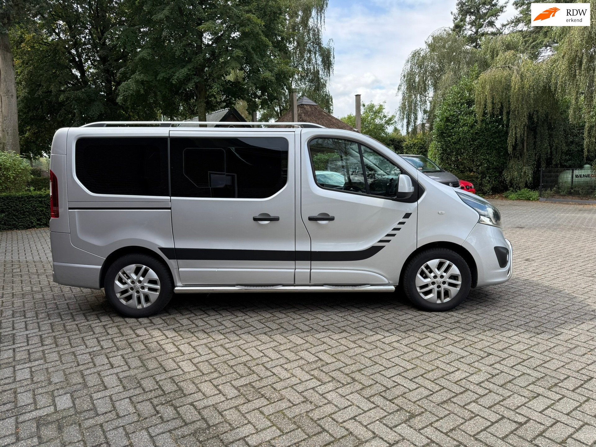 Opel Vivaro Combi 1.6 CDTI L1H1 BiTurbo ecoFLEX € 9975 inc, Auto's, Opel, Voorwielaandrijving, 2000 kg, Bedrijf, 9 stoelen
